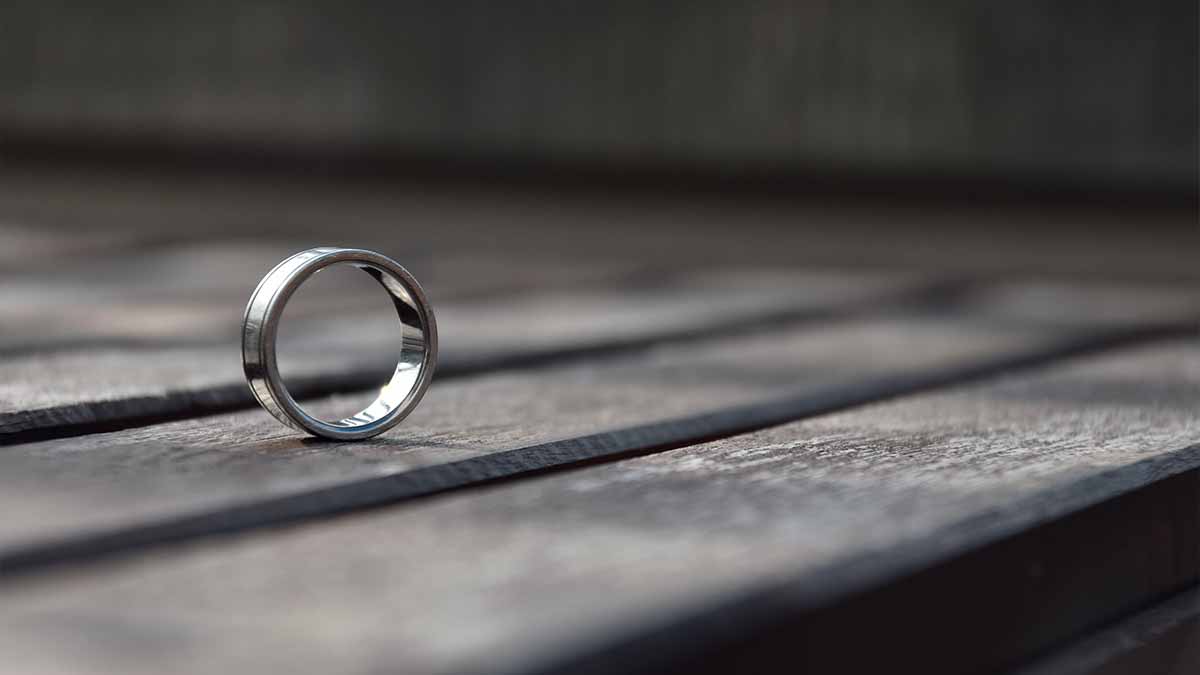 como-saber-si-un-anillo-es-de-plata-metodos-y-trucos-infalibles