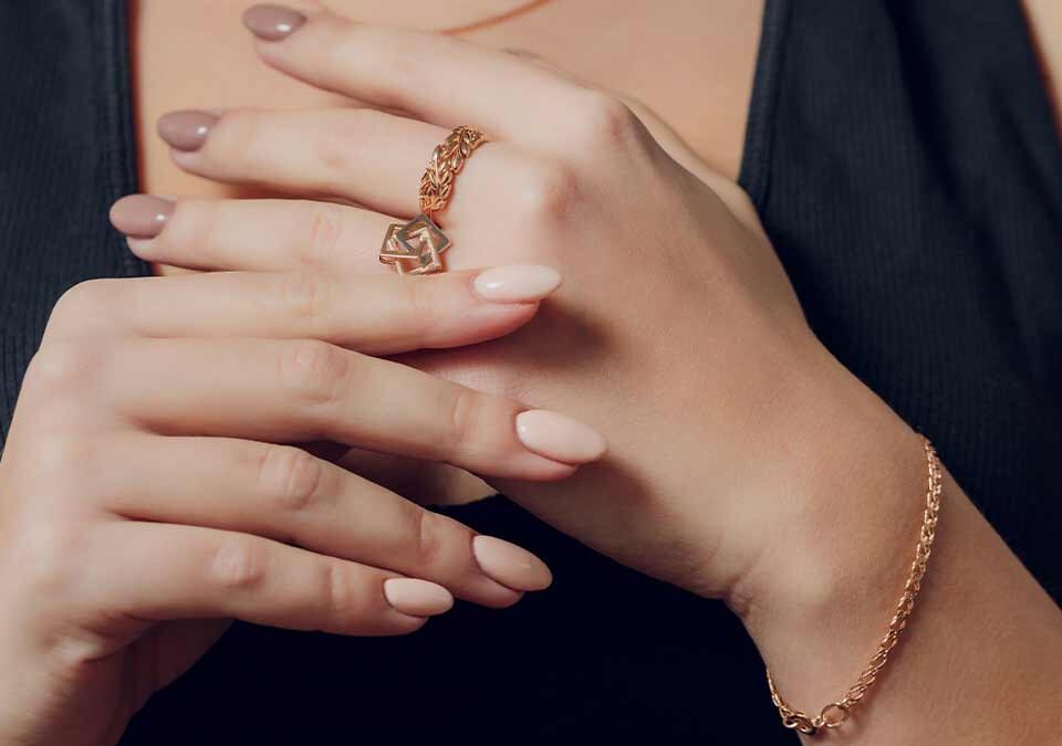 que-tipos-de-joyas-existen-y-como-se-diferencian-unas-de-otras