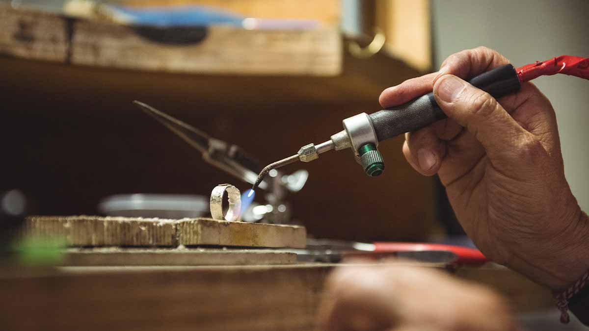 cuanto-cuesta-hacer-una-joya-a-medida-factores-y-ejemplos-de-precio